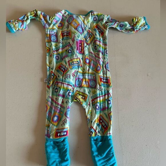 Birdie Bean Colorful Kids One Piece Sleeper - Picture 4 of 4